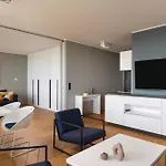Waveboard & Boardinghouse