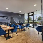 Aparthotel Waveboard & Boardinghouse