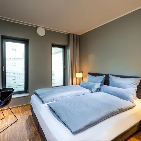 Waveboard & Boardinghouse Hotel apartamentowy 4*