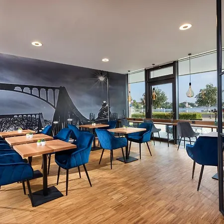 Hotel apartamentowy Waveboard & Boardinghouse