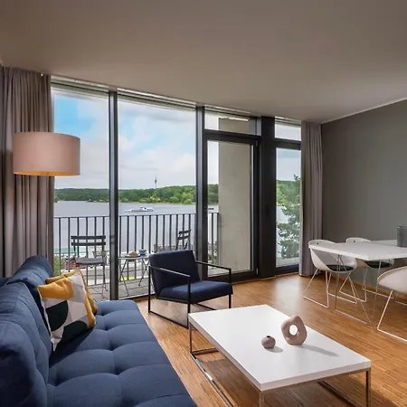 Waveboard & Boardinghouse 4*