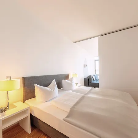 Waveboard & Boardinghouse Apartahotel