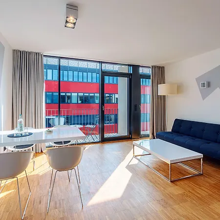 Waveboard & Boardinghouse 4* Potsdam