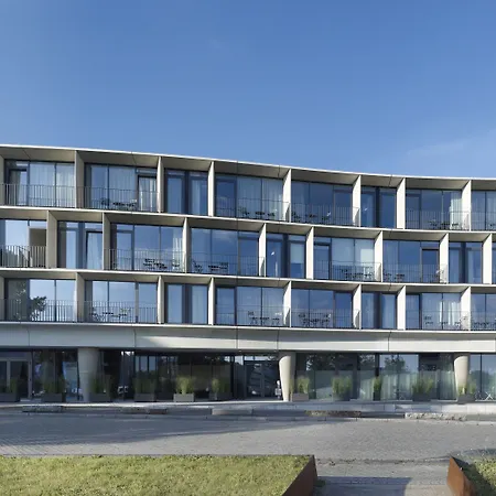 Waveboard & Boardinghouse Apartahotel