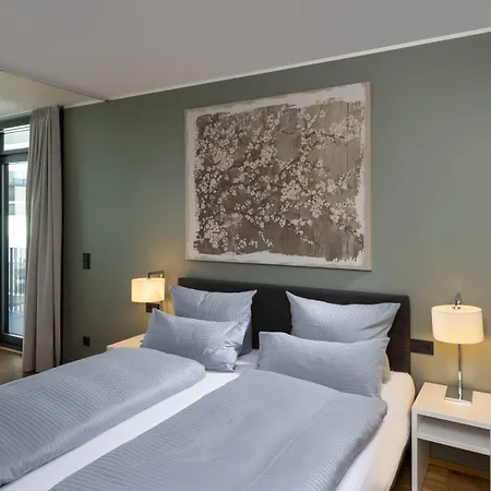 Waveboard & Boardinghouse 公寓式酒店