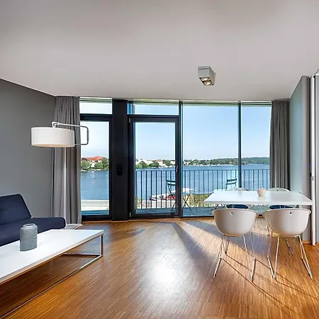 Appart hôtel Waveboard & Boardinghouse 4*