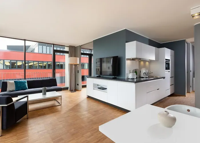 Waveboard & Boardinghouse 4*