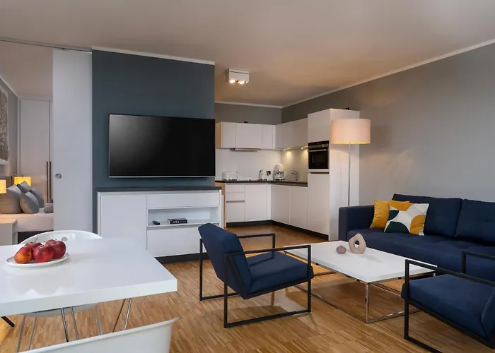 Waveboard & Boardinghouse