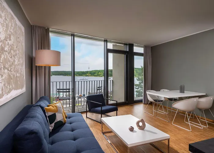 Waveboard & Boardinghouse 4*