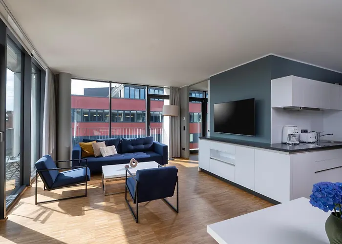 Waveboard & Boardinghouse 4*