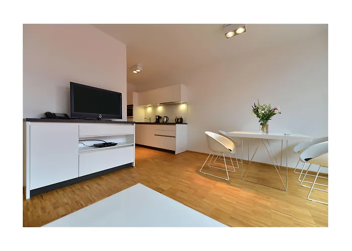 Waveboard & Boardinghouse 4* Potsdam