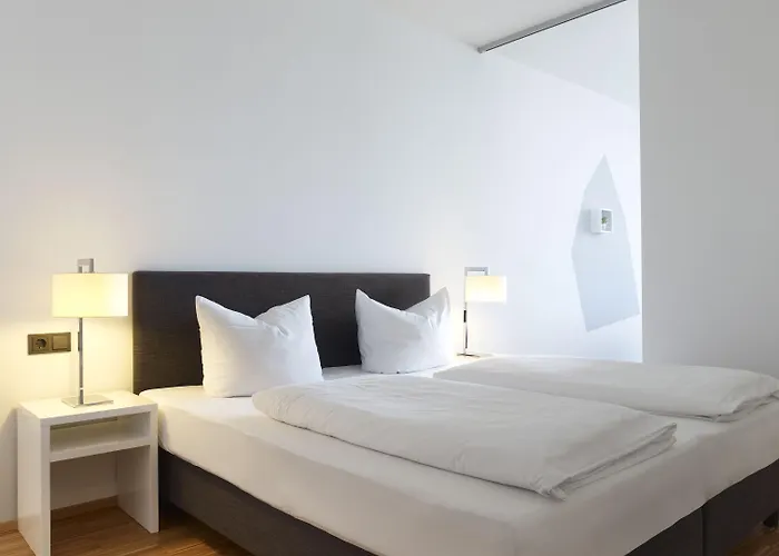 Waveboard & Boardinghouse