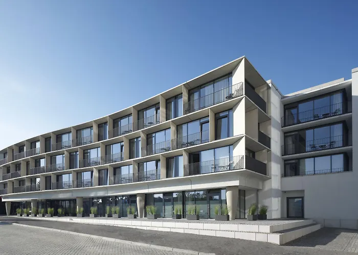 Waveboard & Boardinghouse 4*