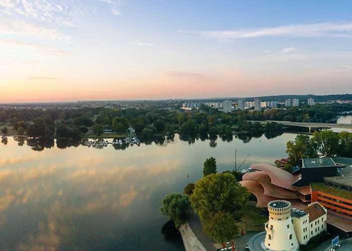 Waveboard & Boardinghouse מלון דירות