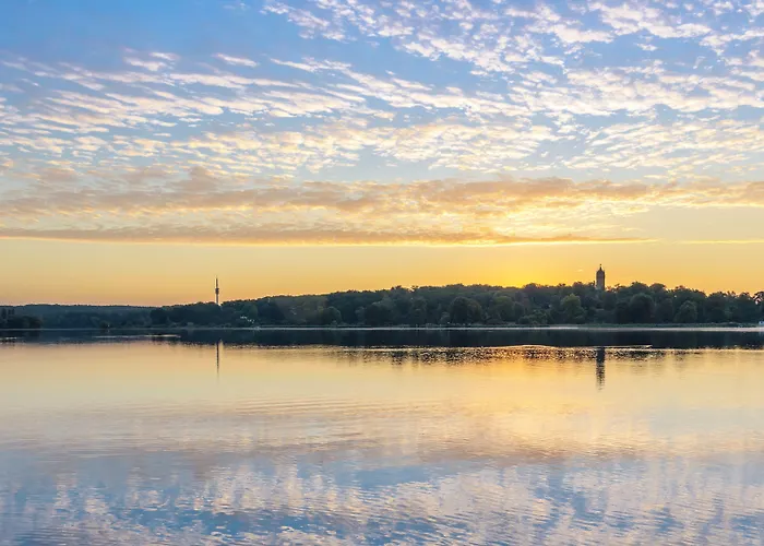 Waveboard & Boardinghouse 4*