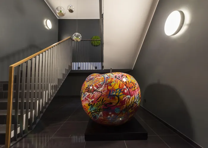 Waveboard & Boardinghouse